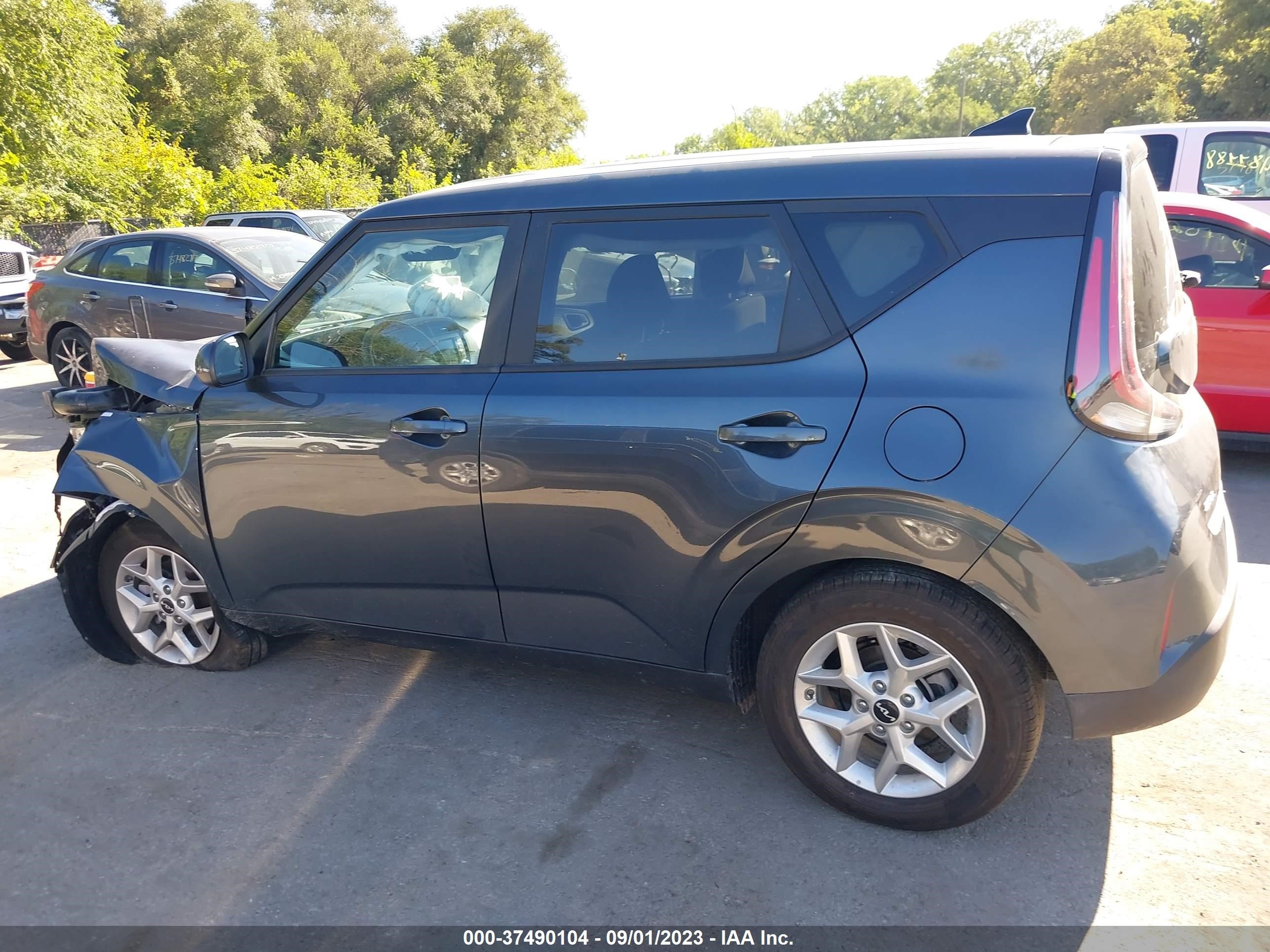 Photo 12 VIN: KNDJ23AU5P7213092 - KIA SOUL 