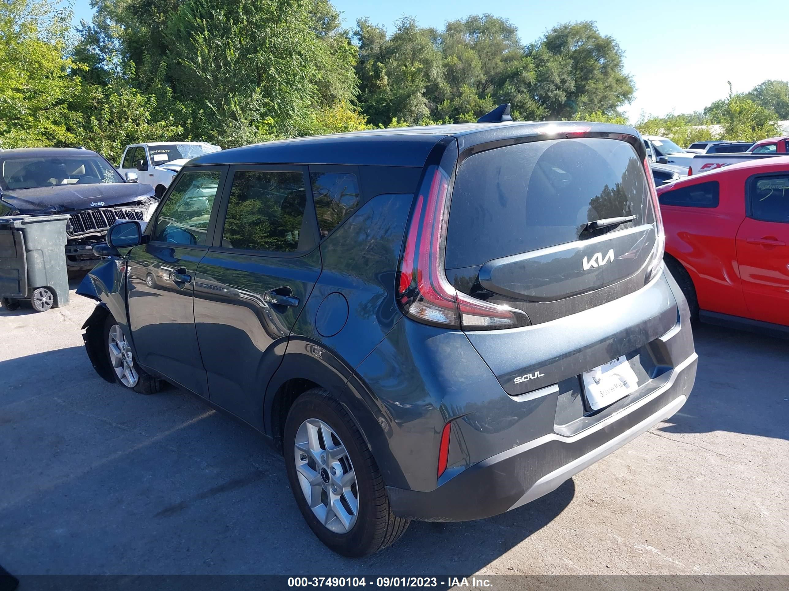 Photo 2 VIN: KNDJ23AU5P7213092 - KIA SOUL 