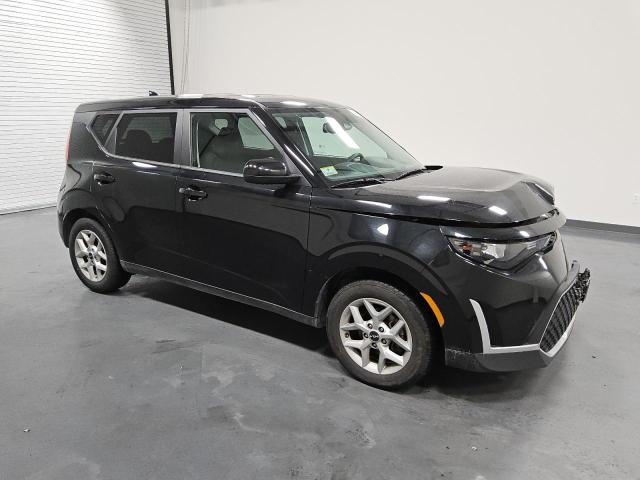 Photo 3 VIN: KNDJ23AU5P7846904 - KIA SOUL LX 