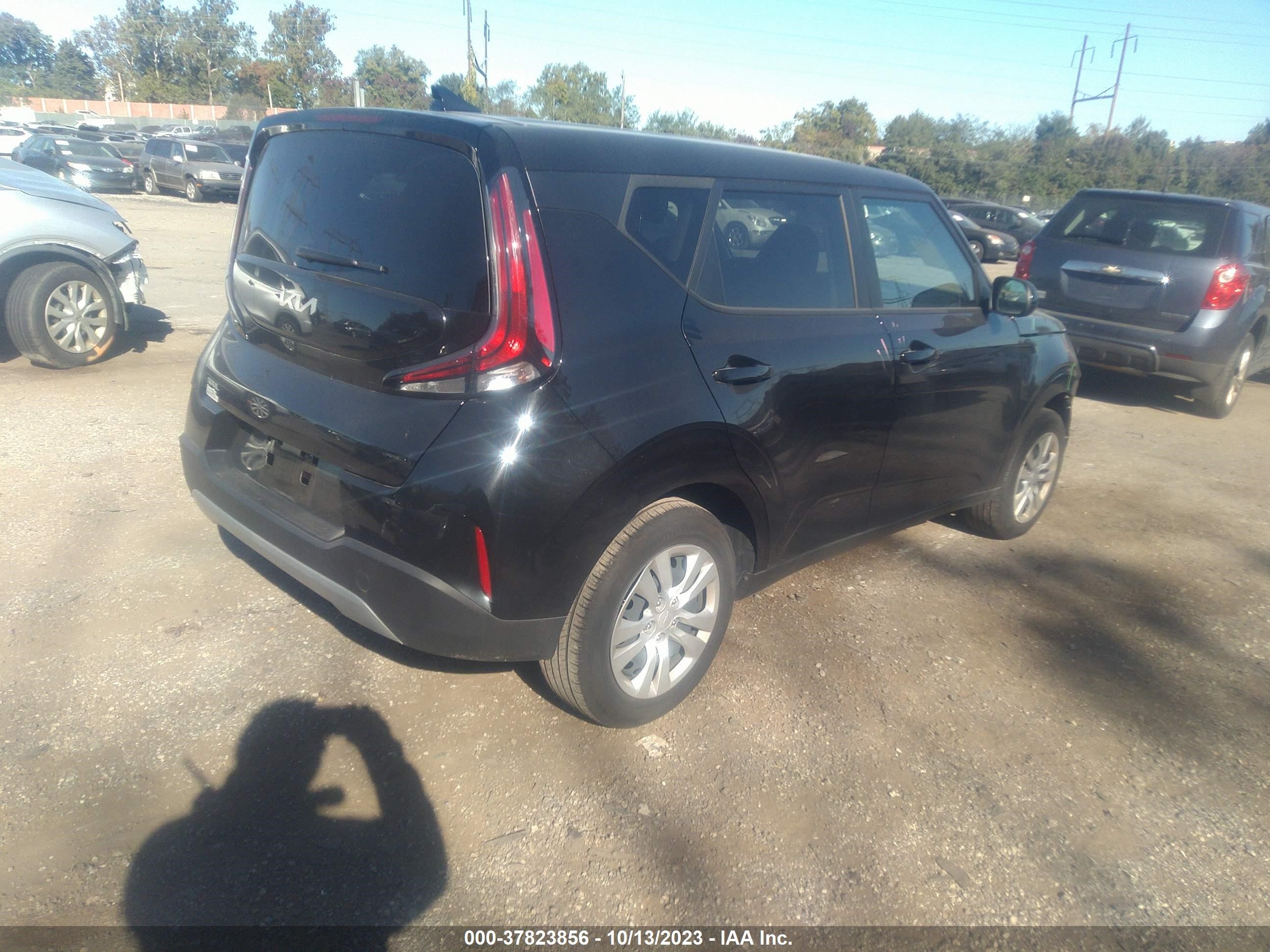 Photo 3 VIN: KNDJ23AU5P7847339 - KIA SOUL 