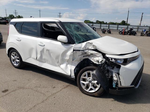 Photo 3 VIN: KNDJ23AU5P7869521 - KIA SOUL LX 