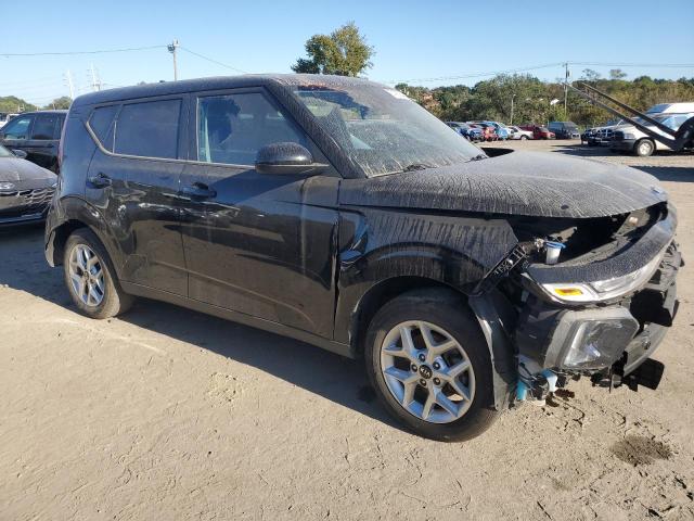 Photo 3 VIN: KNDJ23AU6M7747519 - KIA SOUL LX 