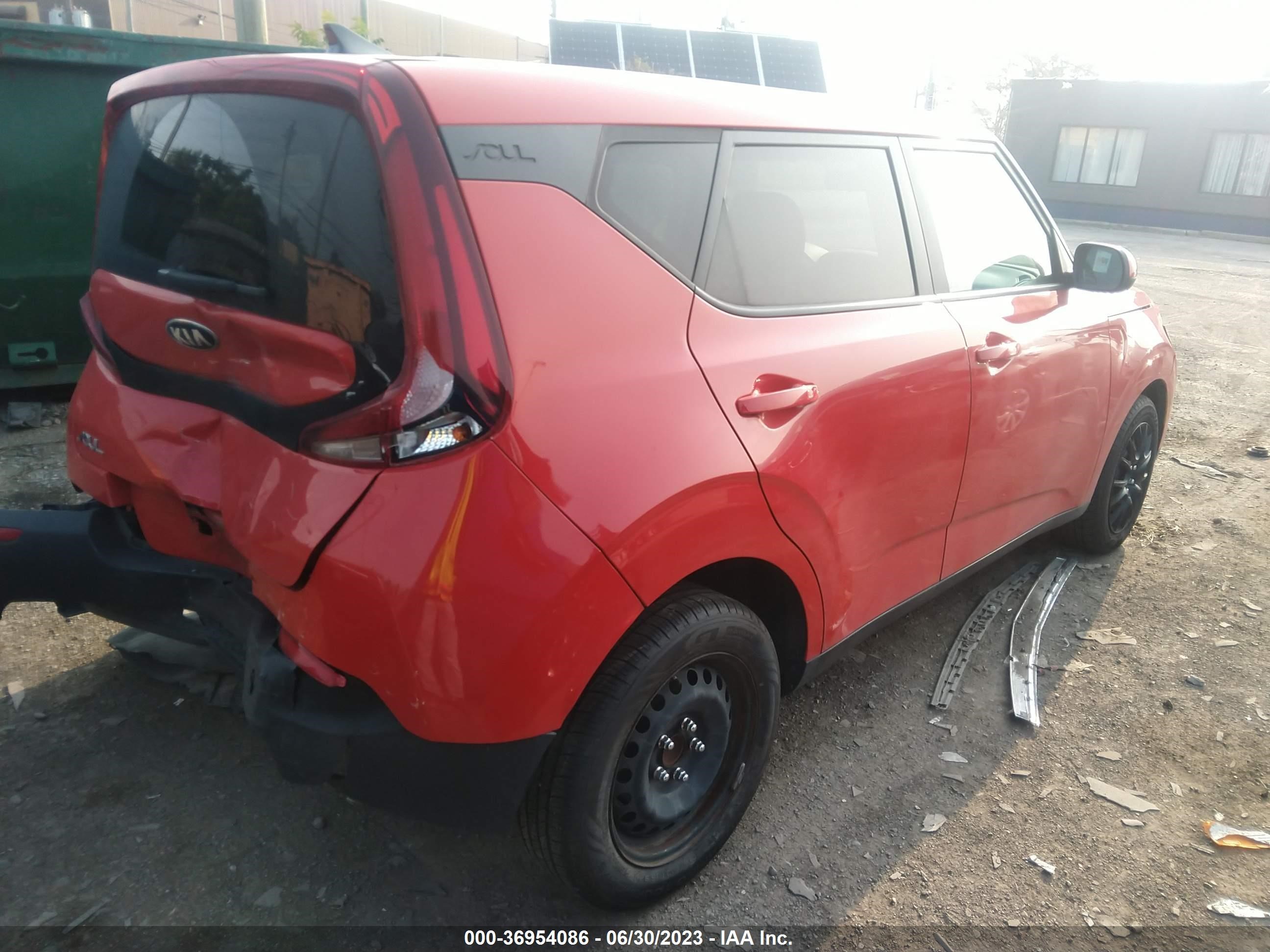 Photo 3 VIN: KNDJ23AU6M7747620 - KIA SOUL 