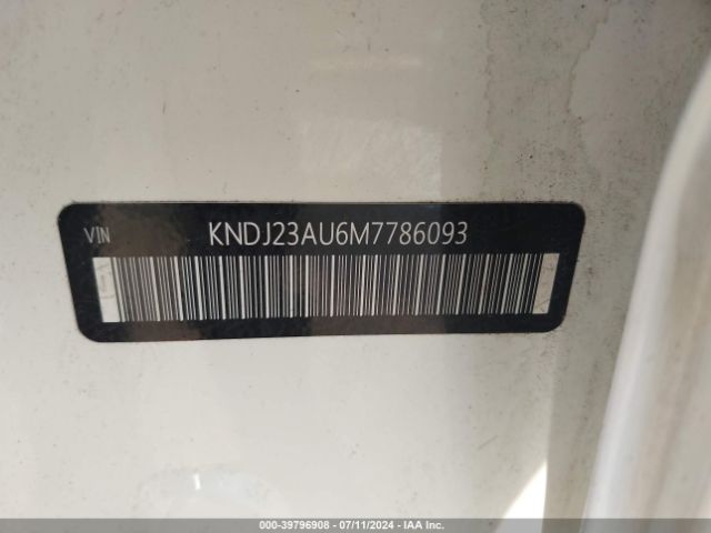 Photo 8 VIN: KNDJ23AU6M7786093 - KIA SOUL 