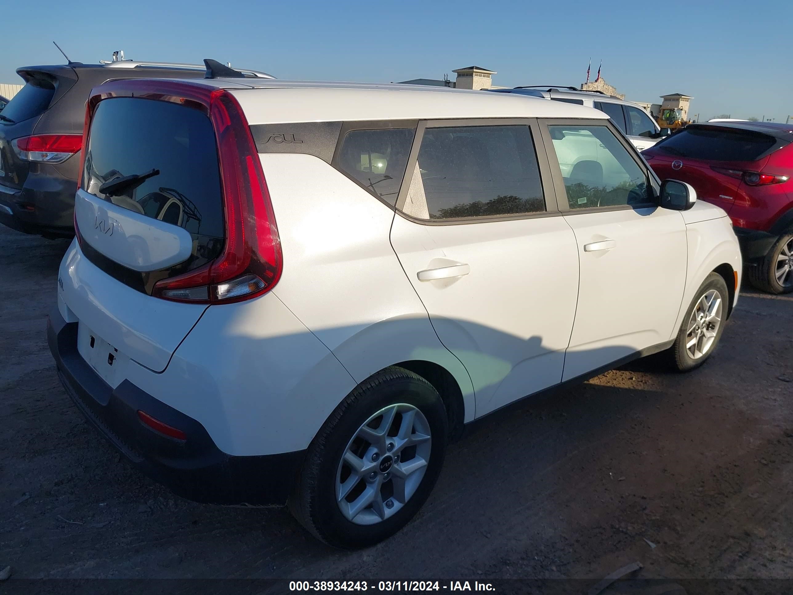 Photo 3 VIN: KNDJ23AU6N7177622 - KIA SOUL 