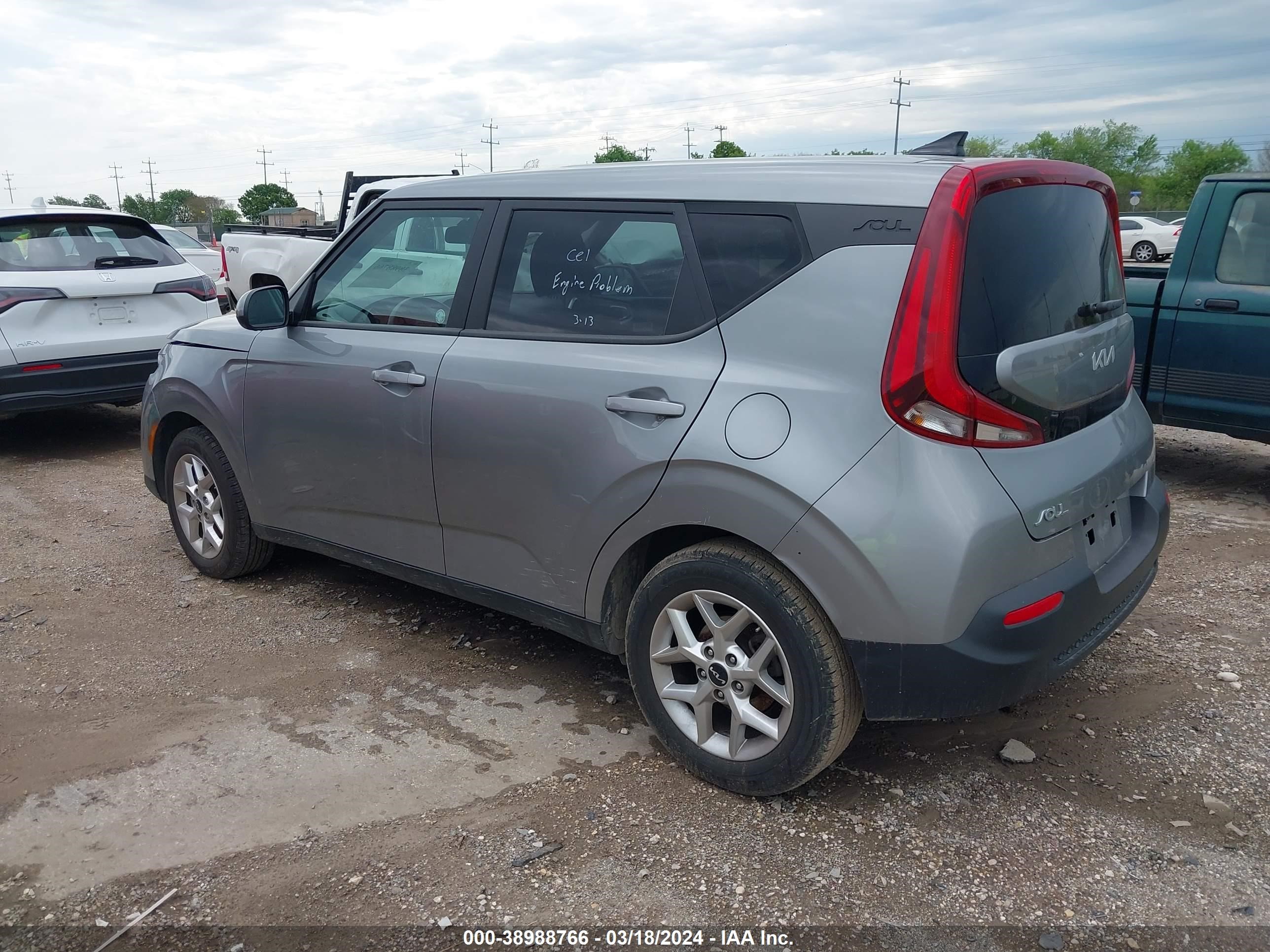 Photo 2 VIN: KNDJ23AU6N7821149 - KIA SOUL 