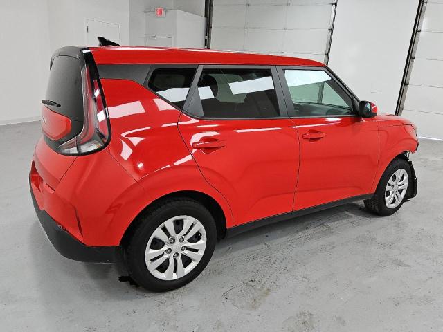 Photo 2 VIN: KNDJ23AU6P7190602 - KIA SOUL LX 