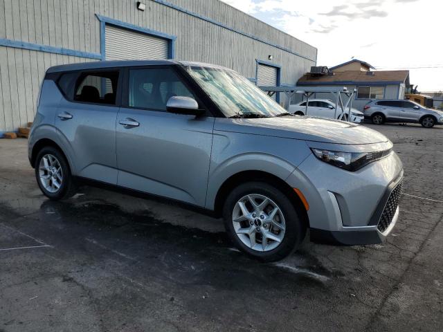 Photo 3 VIN: KNDJ23AU6P7854090 - KIA SOUL LX 