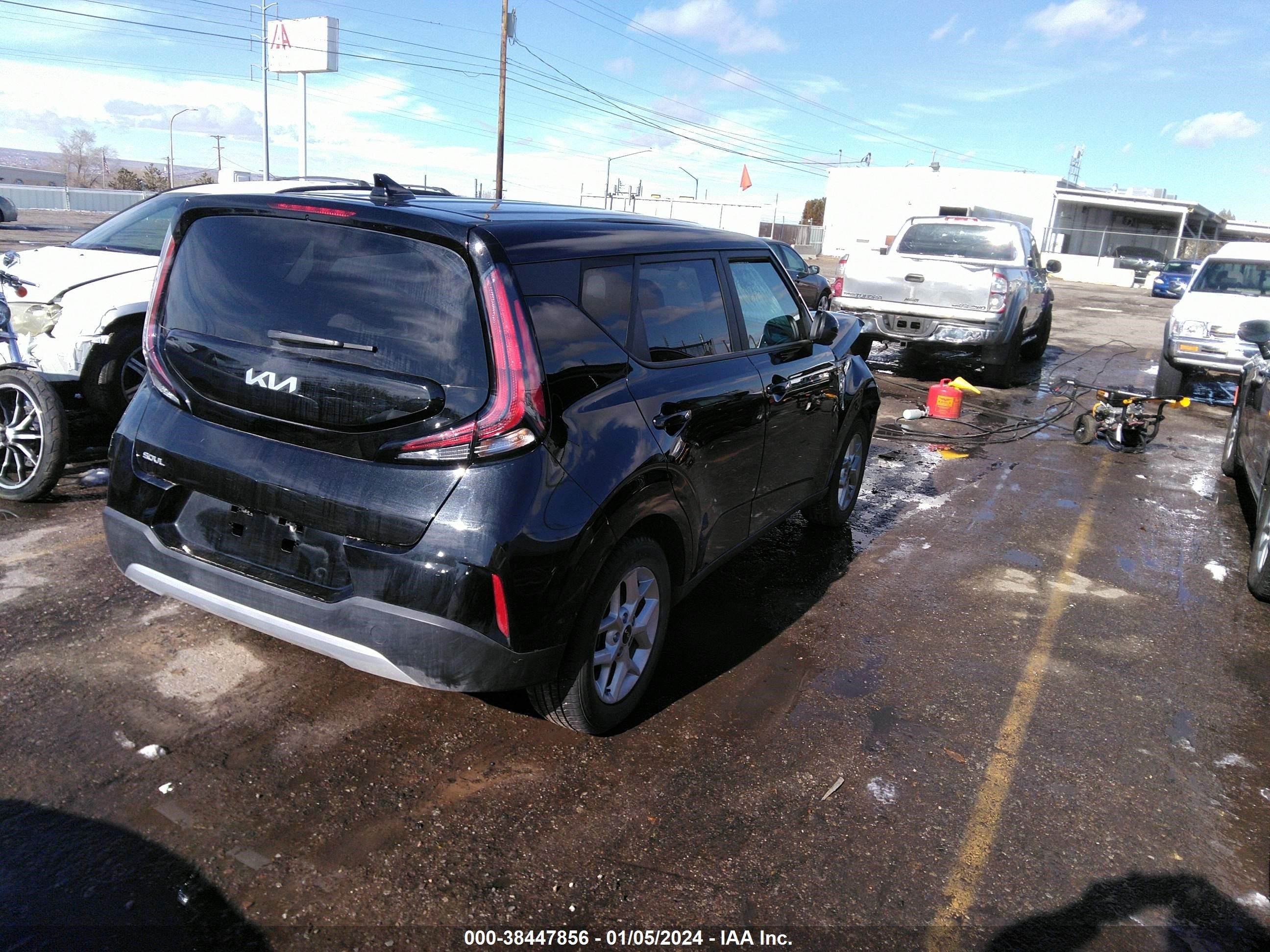 Photo 3 VIN: KNDJ23AU6P7856051 - KIA SOUL 