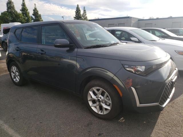 Photo 3 VIN: KNDJ23AU6P7881175 - KIA SOUL LX 