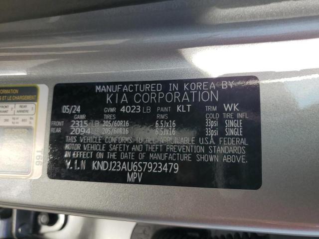 Photo 13 VIN: KNDJ23AU6S7923479 - KIA SOUL LX 