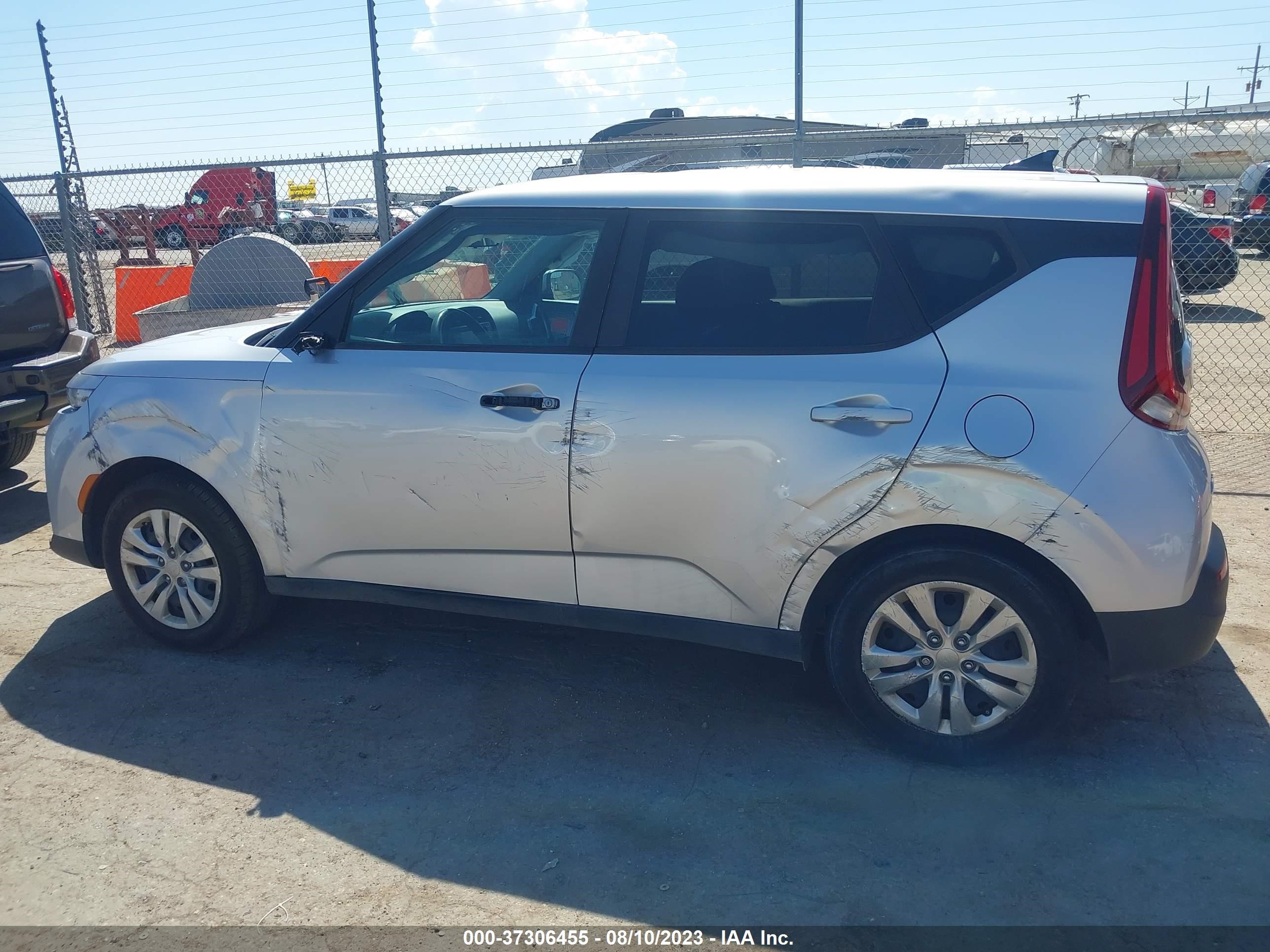 Photo 13 VIN: KNDJ23AU7L7079678 - KIA SOUL 