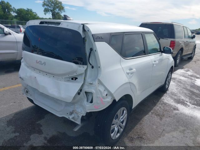 Photo 3 VIN: KNDJ23AU7N7153300 - KIA SOUL 