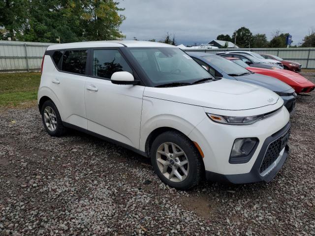 Photo 3 VIN: KNDJ23AU7N7158593 - KIA SOUL LX 