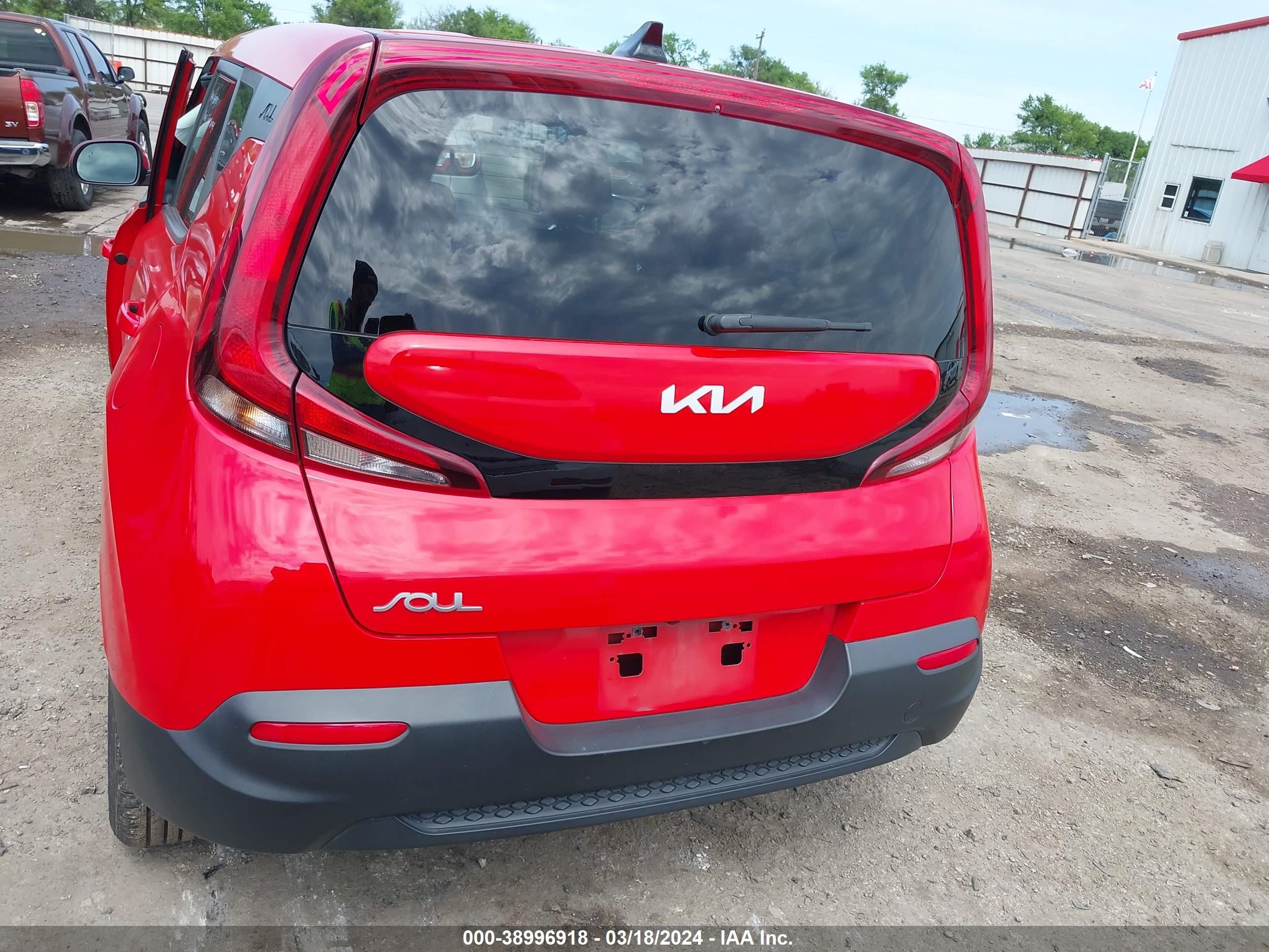 Photo 15 VIN: KNDJ23AU7N7167567 - KIA SOUL 