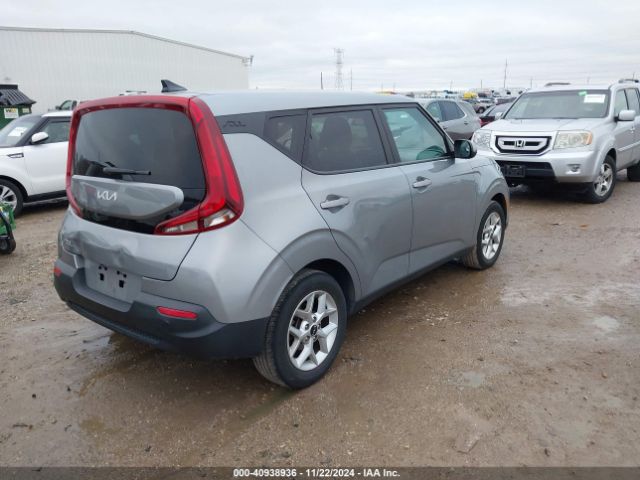 Photo 3 VIN: KNDJ23AU7N7813917 - KIA SOUL 