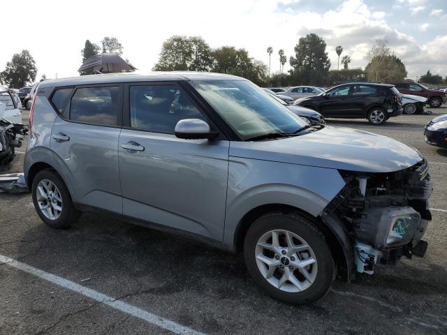 Photo 3 VIN: KNDJ23AU7N7827641 - KIA SOUL LX 