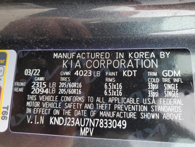 Photo 12 VIN: KNDJ23AU7N7833049 - KIA SOUL LX 