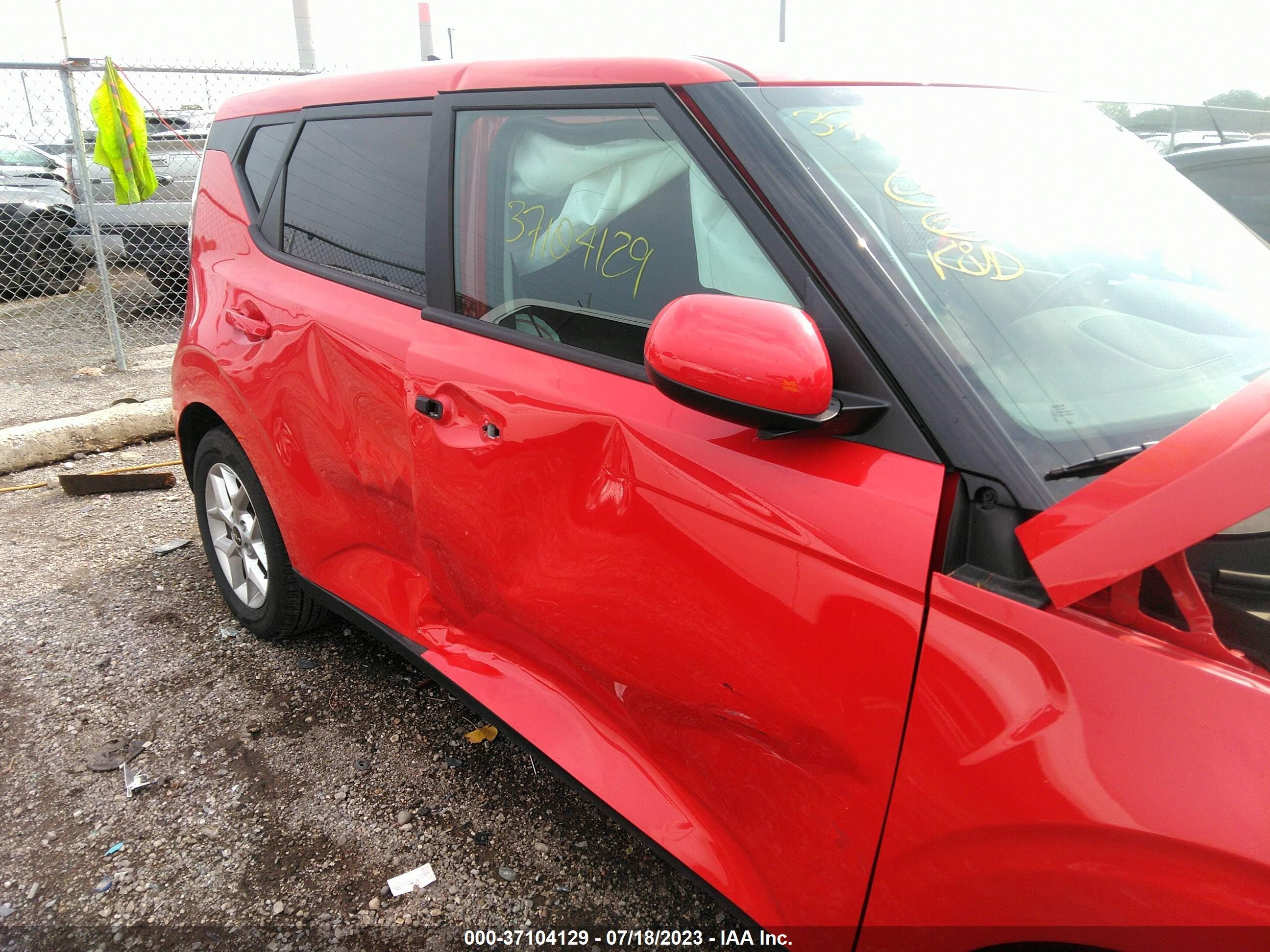 Photo 12 VIN: KNDJ23AU7P7206919 - KIA SOUL 