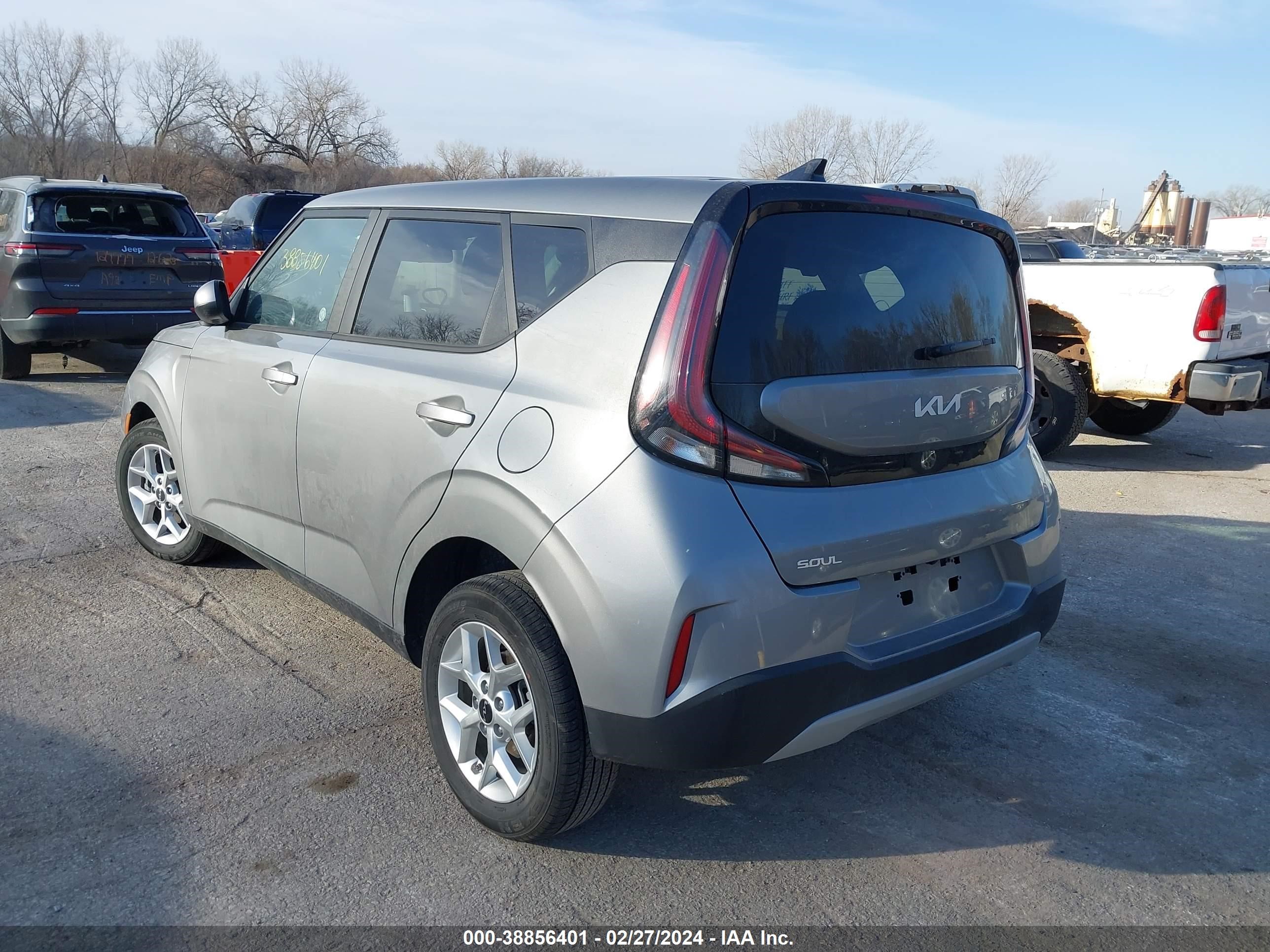 Photo 2 VIN: KNDJ23AU7P7885395 - KIA SOUL 