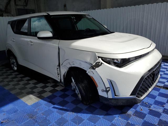 Photo 3 VIN: KNDJ23AU7R7239521 - KIA SOUL LX 