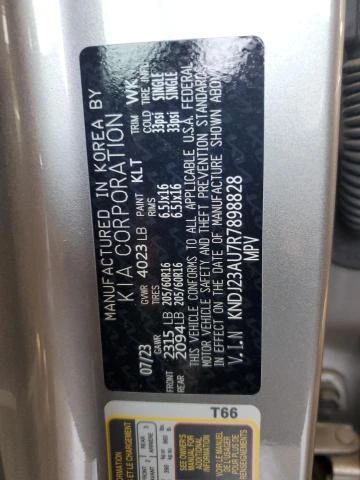 Photo 11 VIN: KNDJ23AU7R7898828 - KIA SOUL LX 