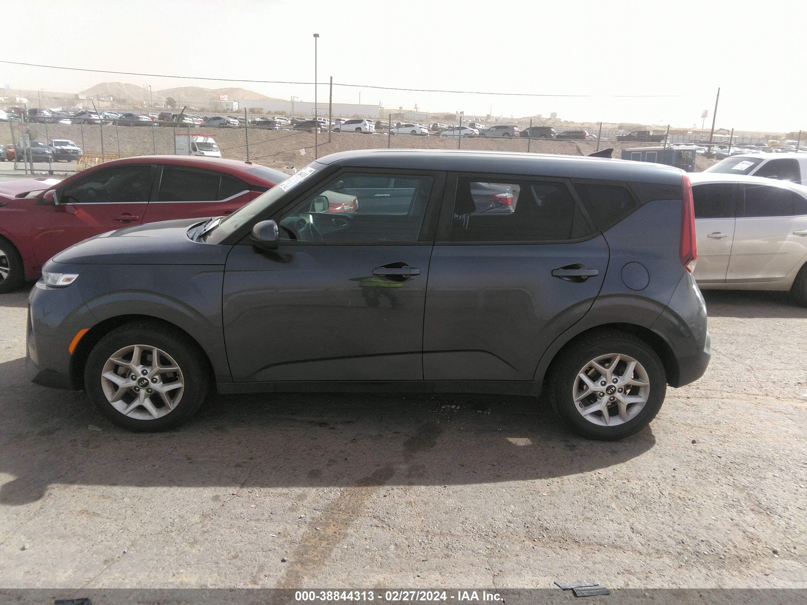 Photo 13 VIN: KNDJ23AU8L7068351 - KIA SOUL 