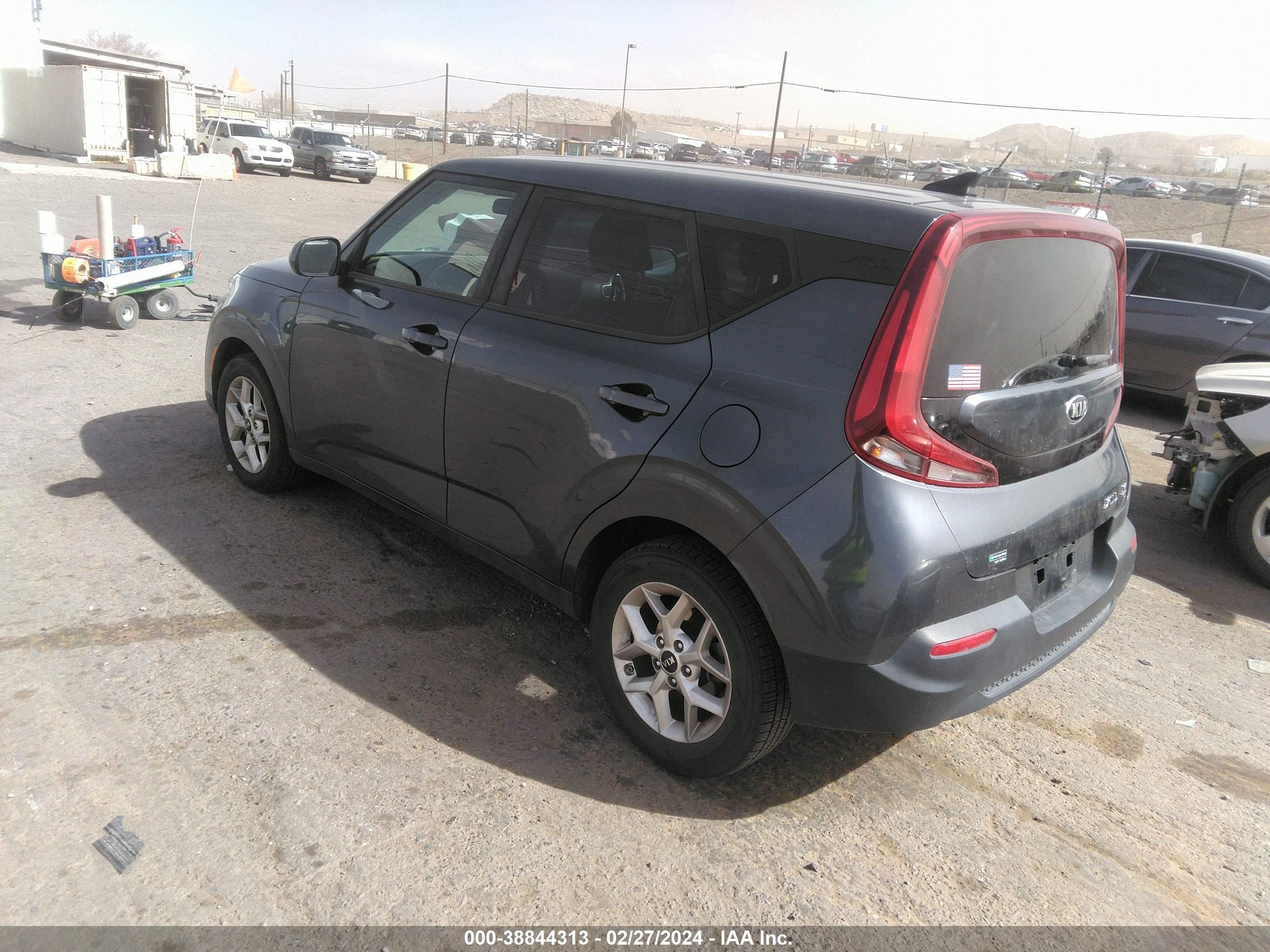 Photo 2 VIN: KNDJ23AU8L7068351 - KIA SOUL 