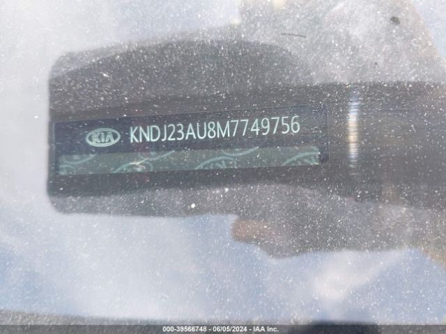 Photo 8 VIN: KNDJ23AU8M7749756 - KIA SOUL 