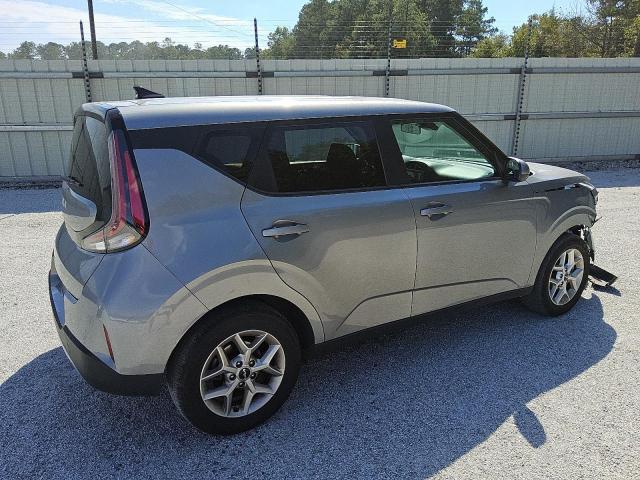 Photo 2 VIN: KNDJ23AU8P7885258 - KIA SOUL LX 