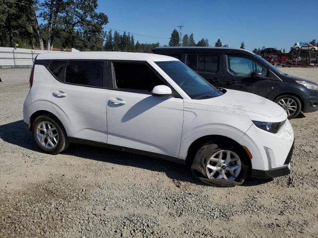 Photo 3 VIN: KNDJ23AU8P7889892 - KIA SOUL LX 