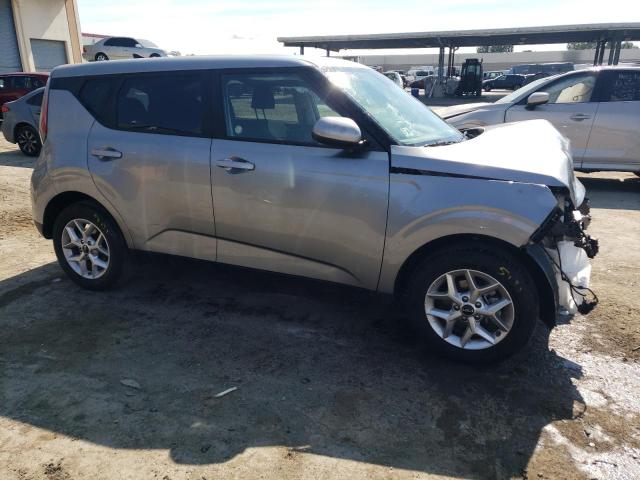 Photo 3 VIN: KNDJ23AU8R7913756 - KIA SOUL LX 