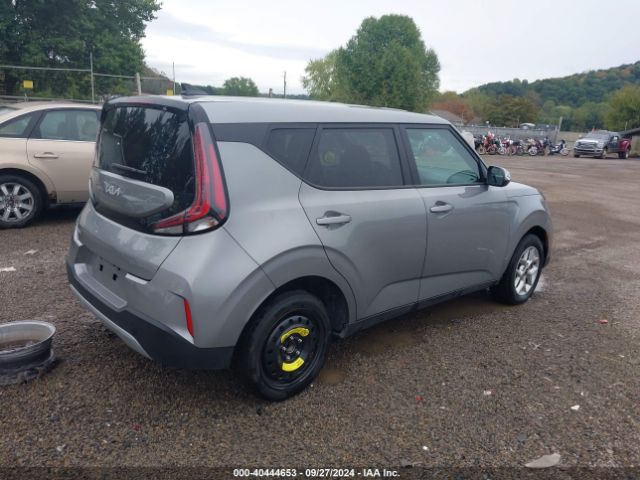 Photo 3 VIN: KNDJ23AU9P7886628 - KIA SOUL 