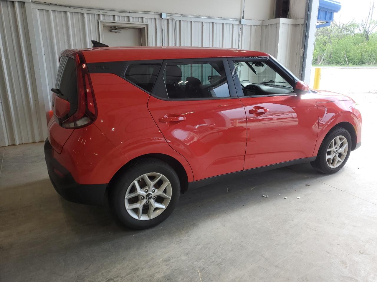 Photo 2 VIN: KNDJ23AUXL7005994 - KIA SOUL 