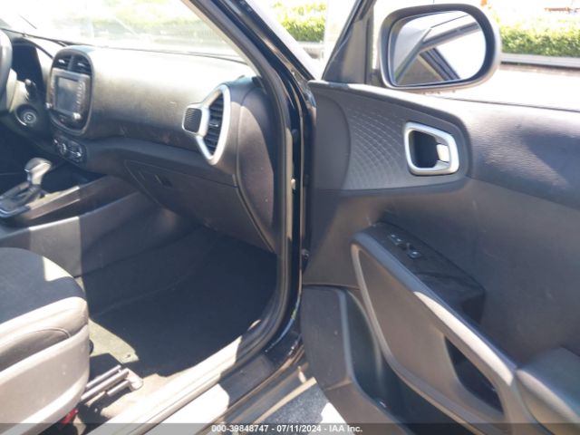 Photo 4 VIN: KNDJ23AUXL7040793 - KIA SOUL 