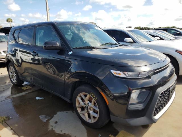 Photo 3 VIN: KNDJ23AUXL7068481 - KIA SOUL LX 