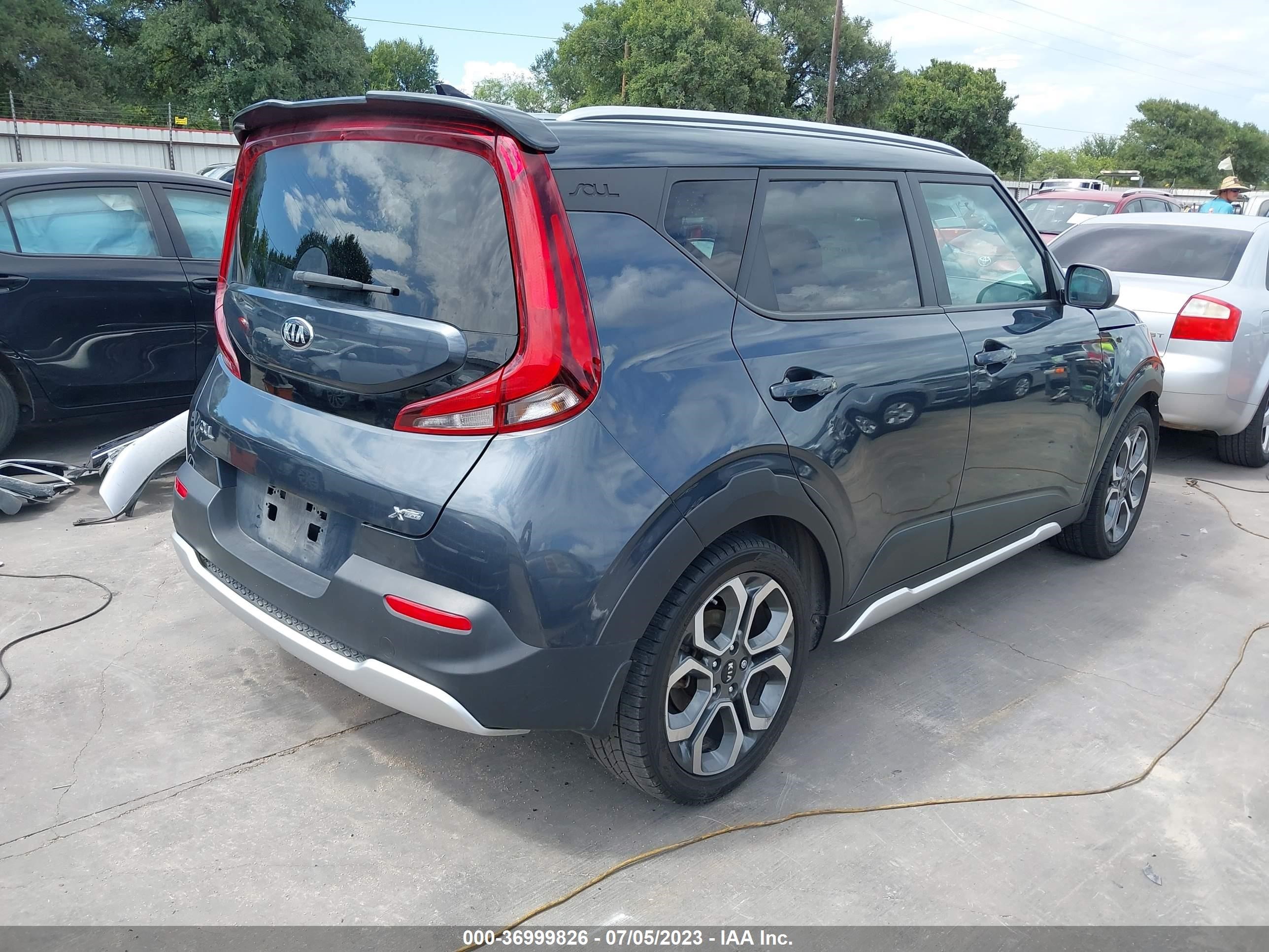 Photo 3 VIN: KNDJ23AUXL7073986 - KIA SOUL 