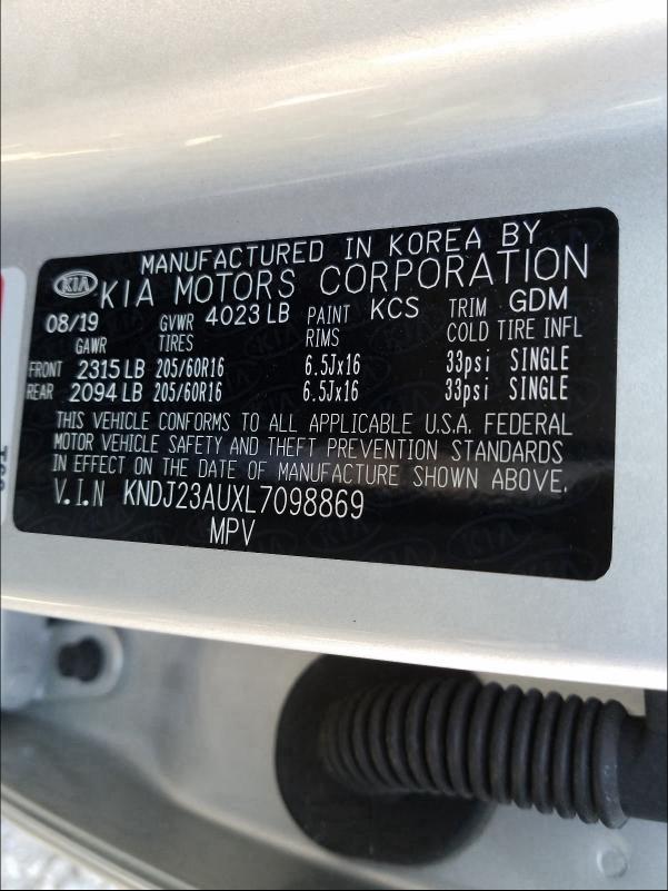 Photo 9 VIN: KNDJ23AUXL7098869 - KIA SOUL LX 