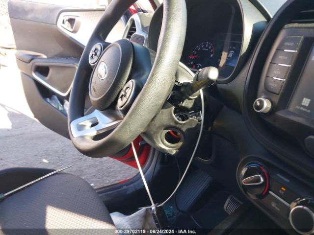 Photo 5 VIN: KNDJ23AUXL7715915 - KIA SOUL 