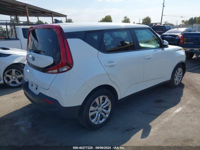 Photo 3 VIN: KNDJ23AUXM7143813 - KIA SOUL 