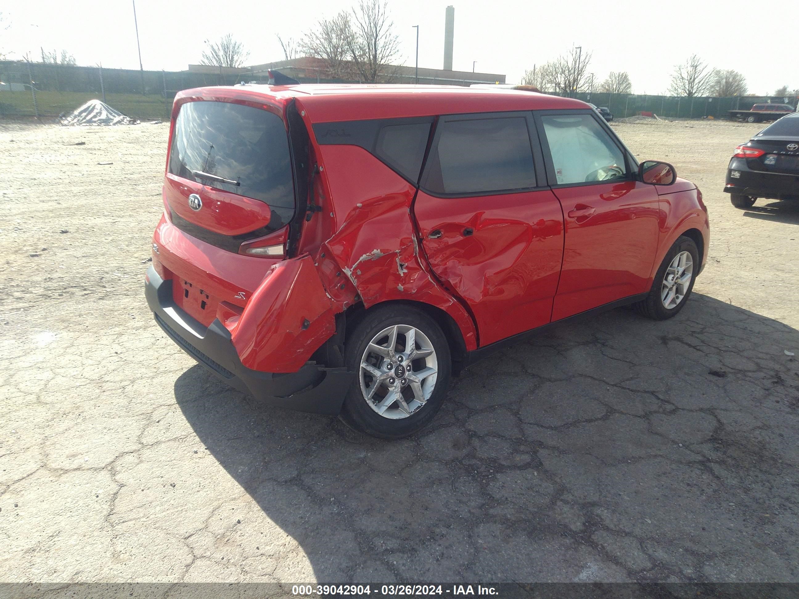 Photo 3 VIN: KNDJ23AUXM7736572 - KIA SOUL 