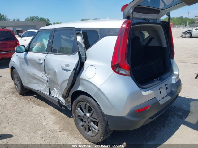 Photo 2 VIN: KNDJ23AUXM7796450 - KIA SOUL 