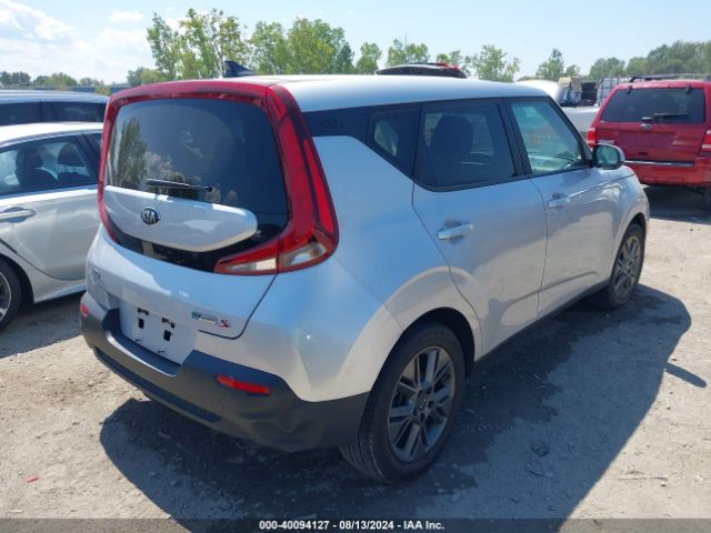 Photo 3 VIN: KNDJ23AUXM7796450 - KIA SOUL 