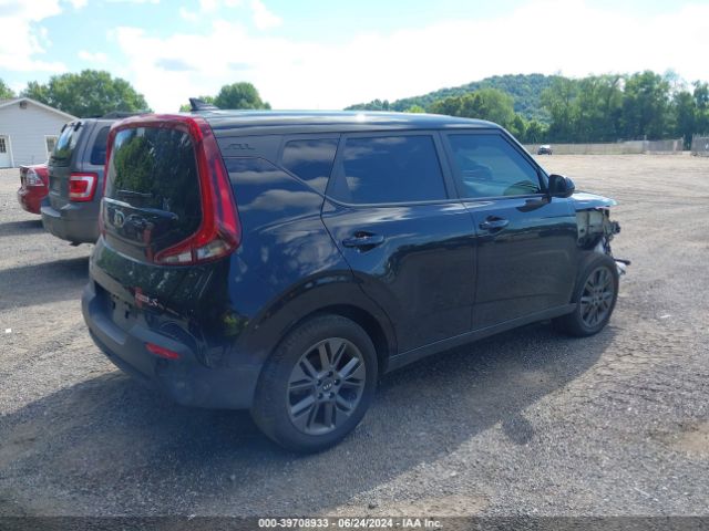 Photo 3 VIN: KNDJ23AUXM7797873 - KIA SOUL 