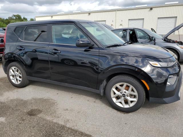 Photo 3 VIN: KNDJ23AUXN7813670 - KIA SOUL LX 