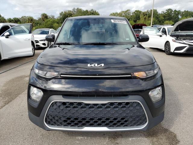 Photo 4 VIN: KNDJ23AUXN7813670 - KIA SOUL LX 