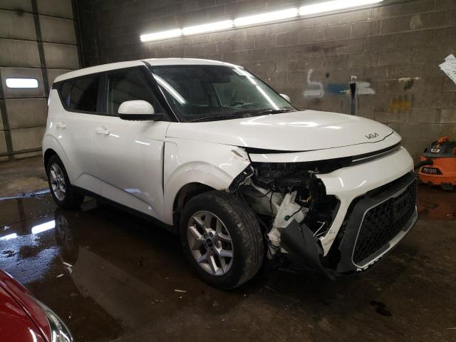 Photo 3 VIN: KNDJ23AUXN7833384 - KIA SOUL LX 