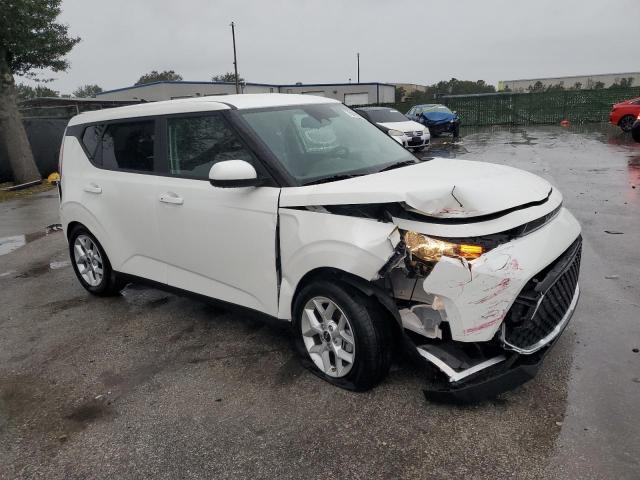 Photo 3 VIN: KNDJ23AUXP7840385 - KIA SOUL 