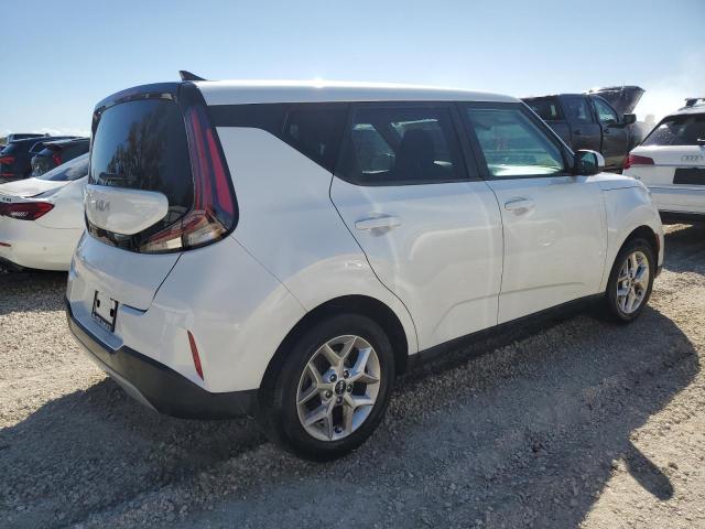 Photo 2 VIN: KNDJ23AUXP7861513 - KIA SOUL LX 