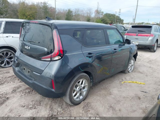 Photo 3 VIN: KNDJ23AUXP7892647 - KIA SOUL 